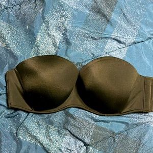 Cacique Black Boost Strapless